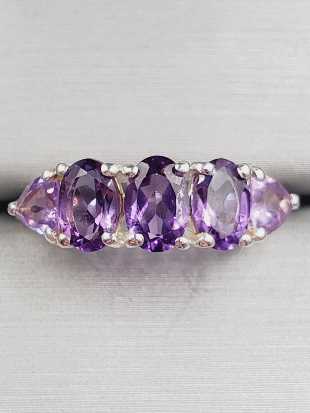 Oval Amethyst Five-Stone 925 Sterling Silver Band